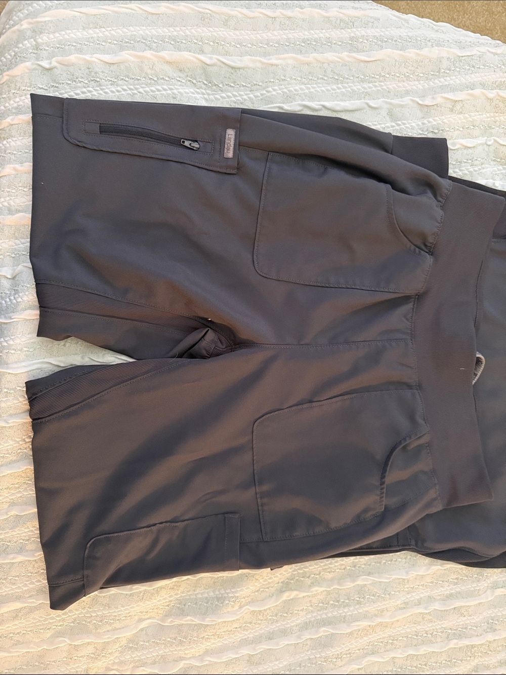 LANDAU Grey Women's V-Neck Scrub Top & Jogger Set - Picture 4 of 7